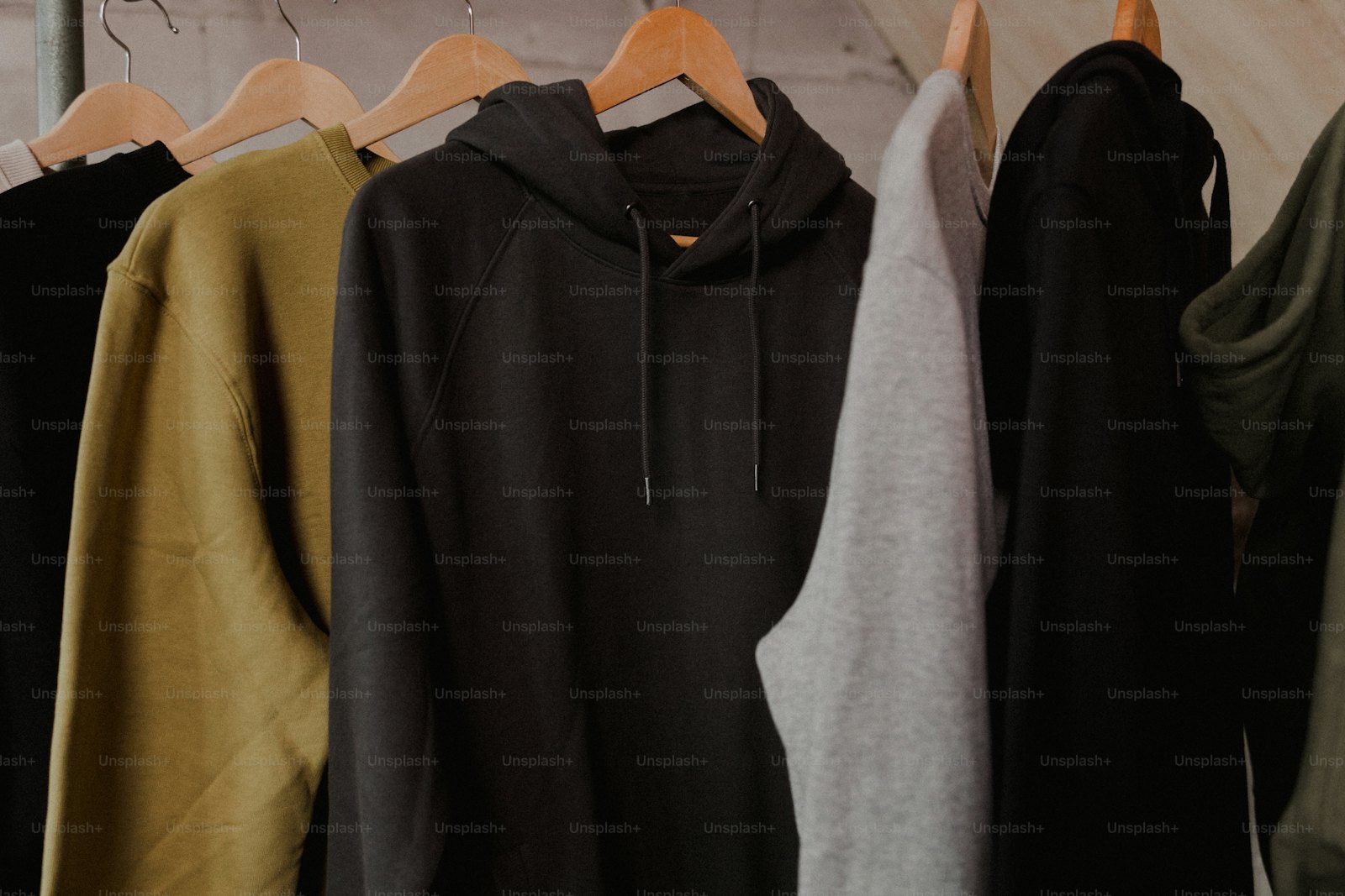 Atlas Hoodie — Bone
